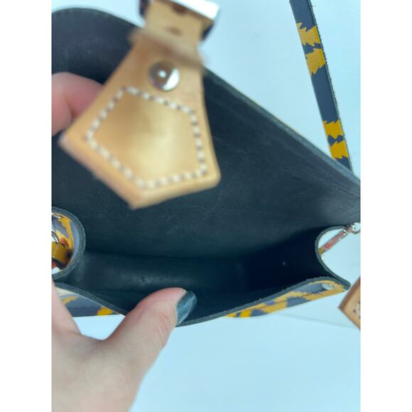 Vivianne Westwood Cambridge Satchel Mini Crossbody Squiggle Yellow Black Chic - Picture 10 of 10